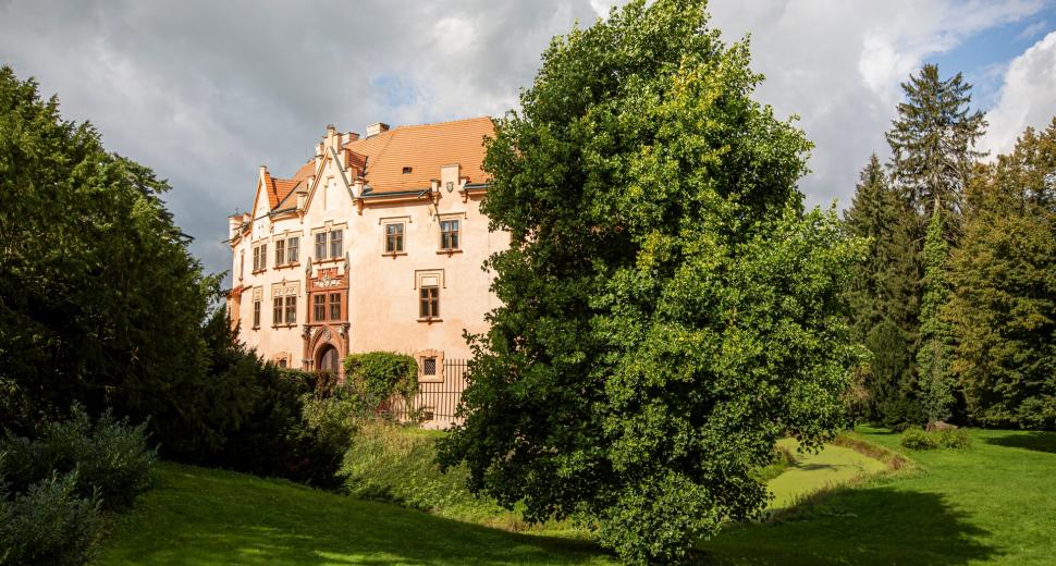 Blaník Zámek a park Vrchotovy Janovice