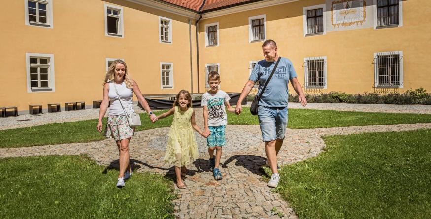 Blaník Klášter sv. Františka z Assisi Votice