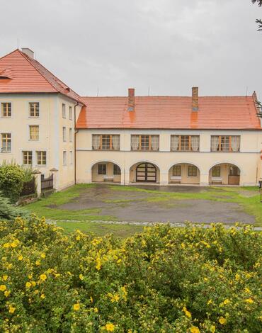 Blaník Zámek a park Růžkovy Lhotice